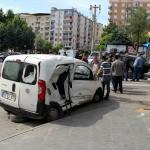 Diyarbakır'da trafik kazası: 4 yaralı