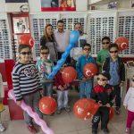 Gaziantep'te çocuklara güneş gözlüğü dağıtıldı