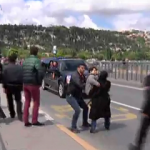 Cumhurbaşkanı Erdoğan'ın konvoyunun önüne atladı