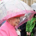 Kraliçe Elizabeth'ten gaf: Çinliler çok kabaydı