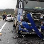 Antalya'da trafik kazaları: 14 yaralı