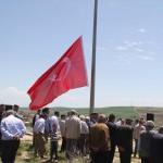 Şehidin anısına Türk bayrağı dikildi