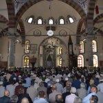 Ramazanın ilk cuma namazında camiler doldu