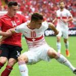 İki &ouml;z kardeş ayrı milli takımda rakip oldu!