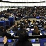 Dokunulmazlık kalktı, Avrupa &ccedil;ıldırdı