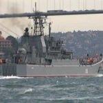 Rus gemisi Boğaz'dan böyle geçti!