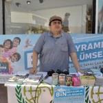 Afyonkarahisar İHH'dan yetimlere kıyafet yardımı