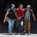 İzmir'deki "teröre destek" gözaltısı
