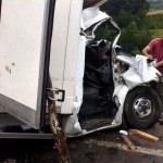 Sinop'ta kamyonla tır çarpıştı: 1 ölü, 2 yaralı