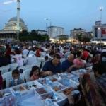 7 bin kişi iftar sofrasında buluştu