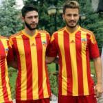 Kayserispor'dan imza şov!