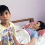 MS hastası anne ve oğluna Lütfi Elvan sahip çıktı