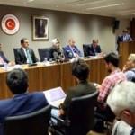&Ccedil;elik: Biz onların T&uuml;rkiye'ye gelmesini beklerdik