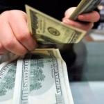 Dolar düşüşünü sürdüyor
