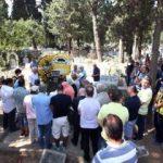 F.Bah&ccedil;e unutmadı! Kabri başında Kur'an okundu