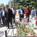 TBB Başkanı Feyzioğlu, şehit Halisdemir'in ailesini ziyaret etti