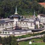 Fenerbah&ccedil;e oteli terk etti!