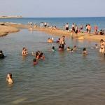 Mersin'de tatilciler deniz ve yaylaya akın etti