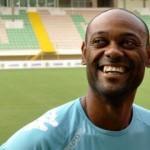 Vagner Love'dan Eto'o kıyaslamasına cevap