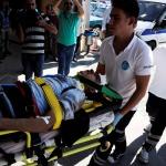 Şehitler Abidesi'nde seyir terasından düşen öğrenci yaralandı