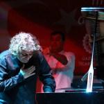 Piyanist Tuluyhan Uğurlu Gaziantep'te konser verdi