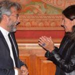 Bu kez de Paris, Dündar'ı ödüllendirdi