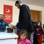 Odunlukta yaşayan Suriyeli aileye AFAD eli