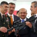 Savunma Bakanı MPT-76 ile ilk atışı yaptı