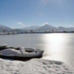 Türkiye'nin en büyük dördüncü gölü buz tuttu