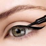 Eyeliner sürerken hepimiz bu hatayı yapıyoruz