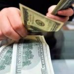Dolar eriyor! Bir basamak daha düştü