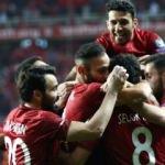 Milli Takım'da &uuml;&ccedil; yıldız kadrodan &ccedil;ıkarıldı