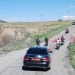 Vali Erin'e köylerde motosikletli ve zılgıtlı karşılama