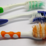 Diş fırçalarınızı değerlendirmenin 10 pratik yolu