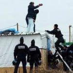 Fransa'da sığınmacılar birbirleriyle kavga etti