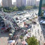 İstanbul'da Şirinevler Meydanı'nı arılar bastı