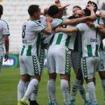Konyaspor evinde Karabük'e acımadı!