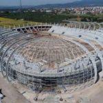 Akhisar Belediyespor'un stadı yükseliyor