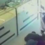 Kuyumcuda silahlı soygun girişimi!