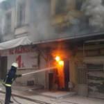 Bursa'da tarihi çarşıda yangın