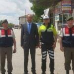 Sarıoğlan'da polis ve jandarmadan trafik uygulaması