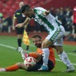 Konyaspor kupasını, Ömer Ali ödülünü aldı!