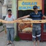 2 metre 20 santimetrelik ramazan pidesi