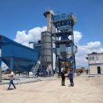 Başkan S&ouml;zen, yeni asfalt tesisini inceledi