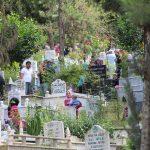 Ferizli'de mezarlık ziyareti