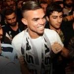 Beşiktaş'ın yeni yıldızı b&ouml;yle karşılandı!