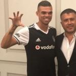 Ve dev transfer tamam! Formayı giydi, imzayı attı