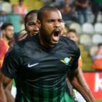 Akhisar'dan ayrılıp Çin'e transfer oldu