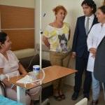 Vali Ustaoğlu, Tatvan'daki hastaları ziyaret etti
