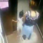 Küçük kız kolunu asansörün kapısına kaptırdı!